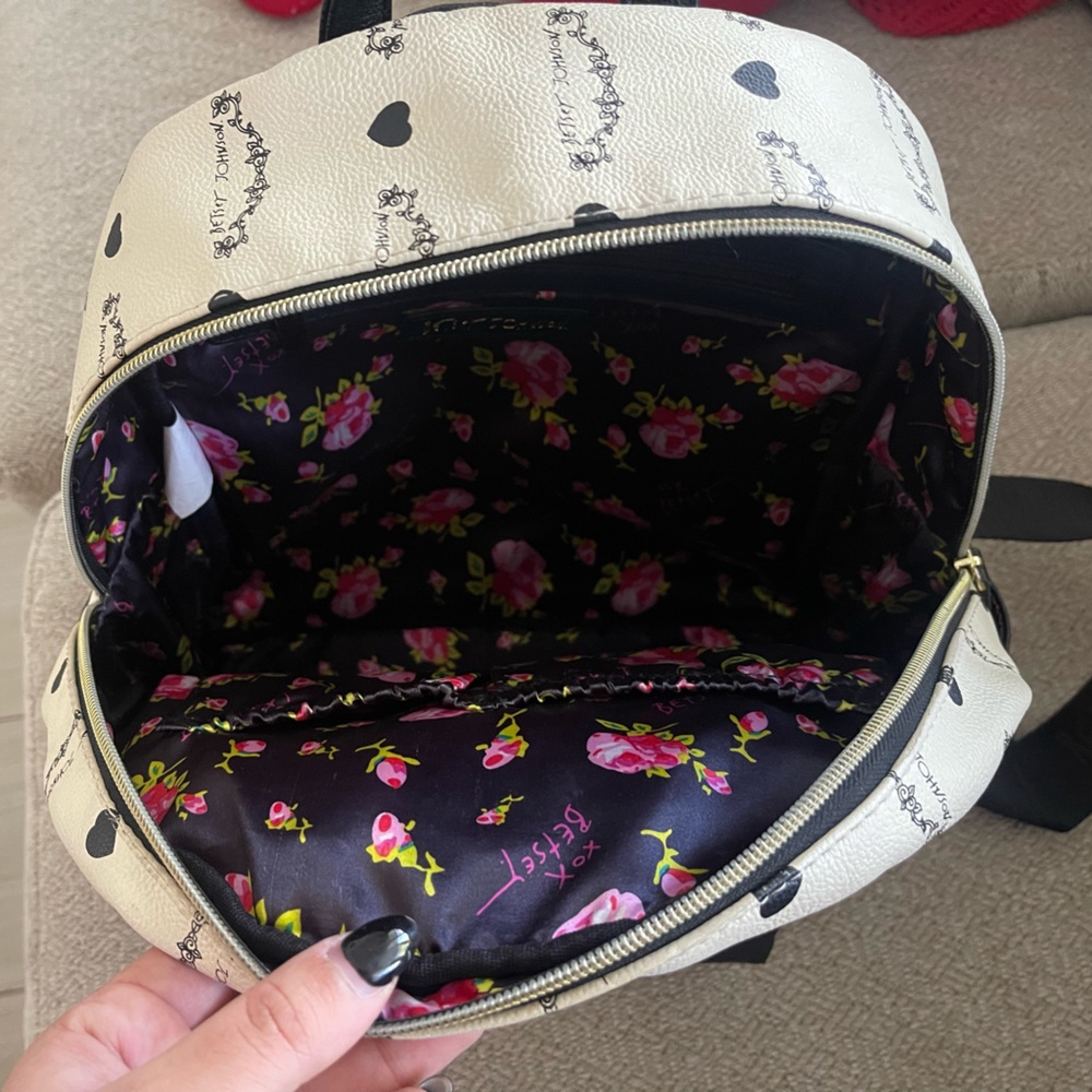Betsy Johnson Backpack - Picture 4 of 5